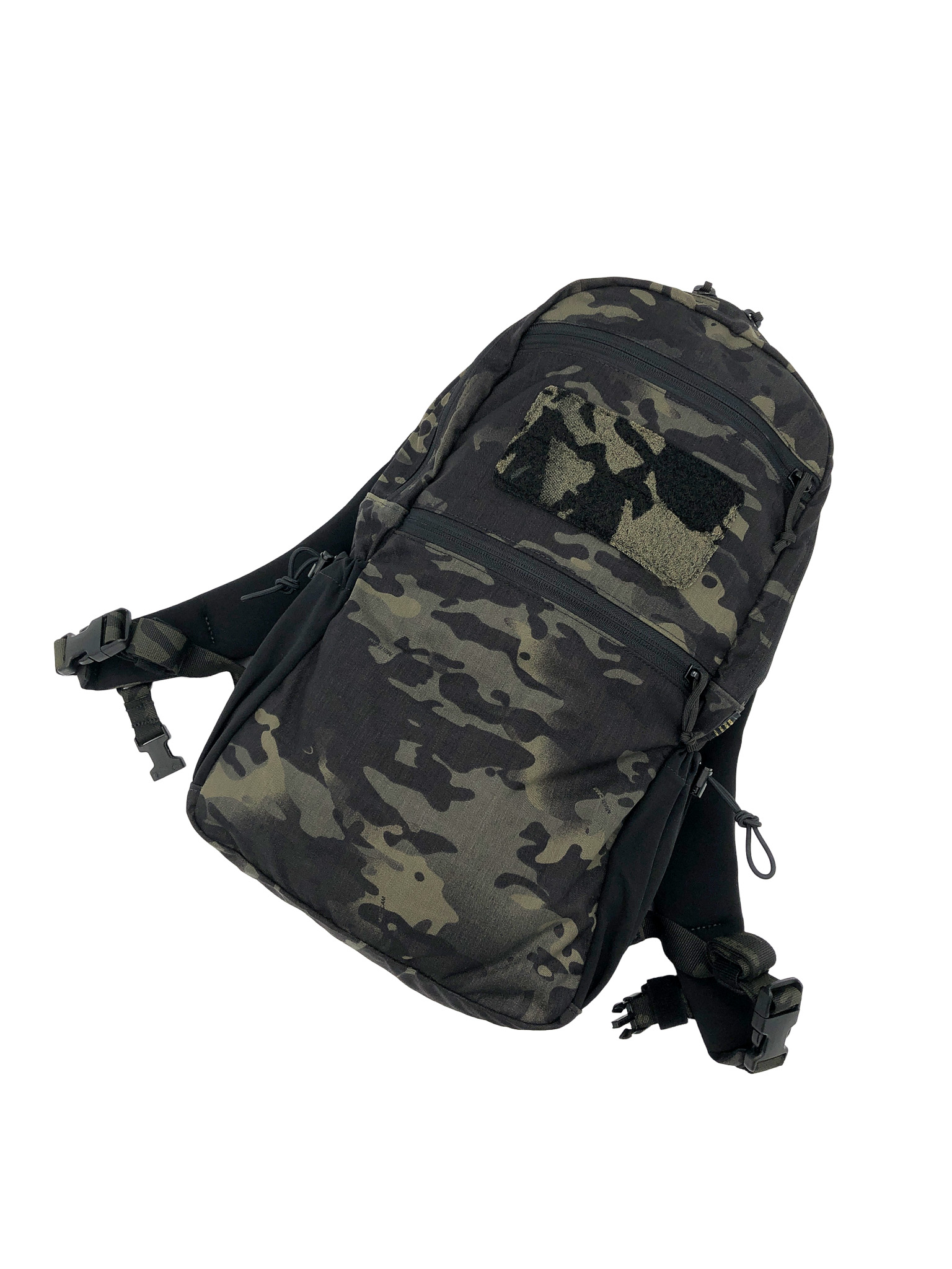 バックパック新品 LBT-8006A 14L Day Pack V2 マルチカムブラック